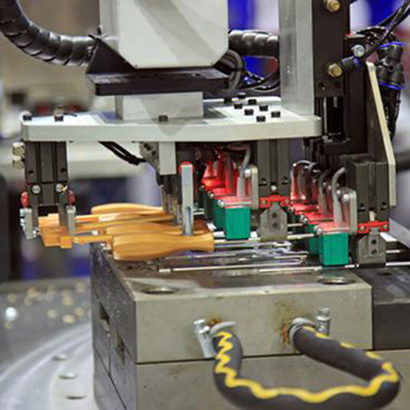 la tendencia de desarrollo de la industria del mecanizado de precisión es buena, y las cadenas de suministro ascendentes y descendentes son cada vez más maduras
